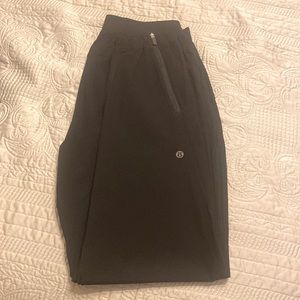 Women’s Lululemon Black Adapt State Joggers High Rise